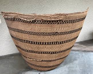 Antique Wii Basket