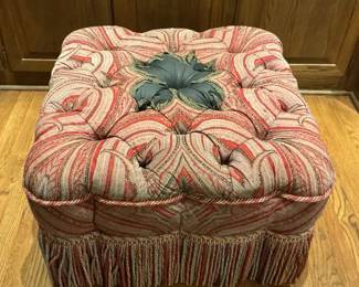 Tufted Scandinavian Shawl Square Ottoman