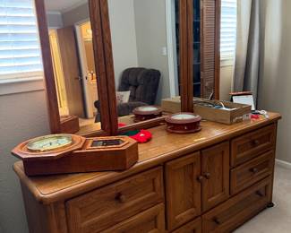 Dresser