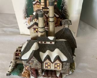 Department 56 Dickens Village London Gin Distillery