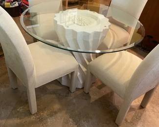 Round Glass Kitchen Table and Chairs