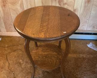 Solid Wood Parlor Lamp Table