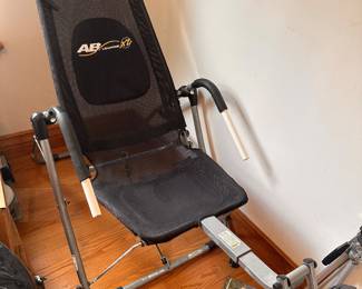 Ab Lounge abdominal exerciser