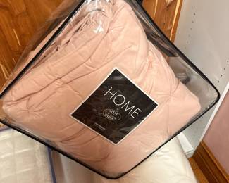 Down comforter
