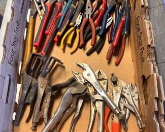 Pliers
