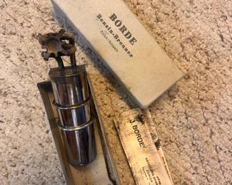 Vintage Borde Benzin-Brenner "Borde Bomb" pocke-sized gasoline camping stove
