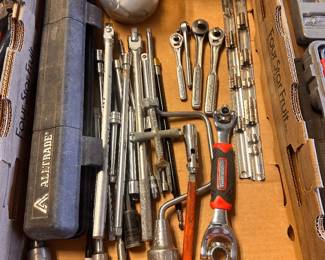 Auto tools