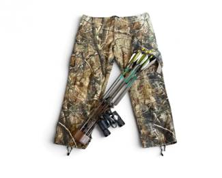 155 RealtreeCamoHuntingPants2XLQuiver5ArrowsBinoculars