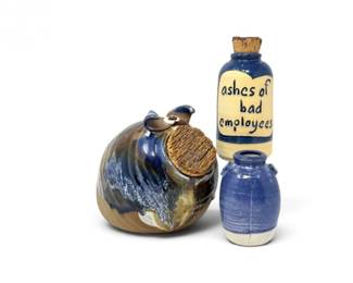 21 SignedStudioPotteryPigBadEmployeesBottleBlueVase3Pcs