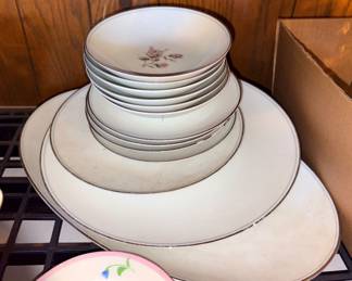 Noritake Japan “Margot “ China 14 Pc Set!