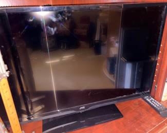 JVC #EM32T TV!
