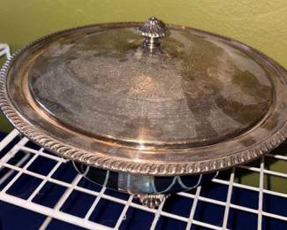 Avon Wm Rogers 3614 Covered Pedestal Bowl!