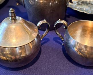 Oneida Silversmiths Cream & Sugar!