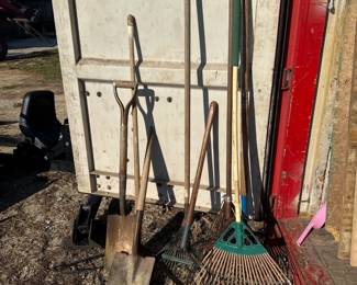 Shovels, rakes and yard tools