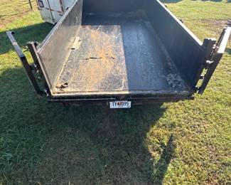 Down to Earth dump trailer - bed interior