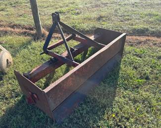 Tractor box blade