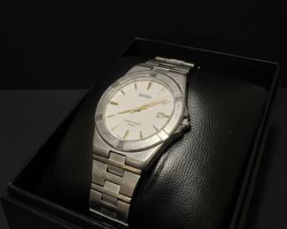 Seiko Quartz Watch 7N32-0C50