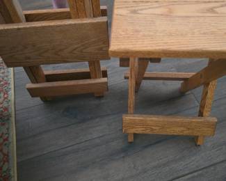 SMALL TABLES OAK