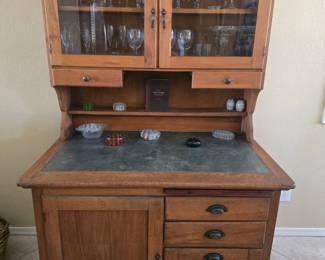 WOODEN CHINA HUTCH