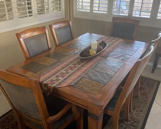 KITCHEN TABLE WITH 6 CHAIRS