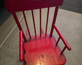 VINTAGE RED ROCKING CHAIR