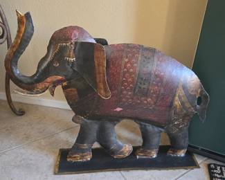 HANDCRAFTED WOOD ELEPHANT