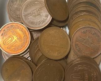 Japanese 10 Yen Coins