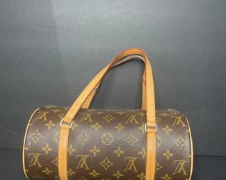 Louis Vuitton Papillon 26