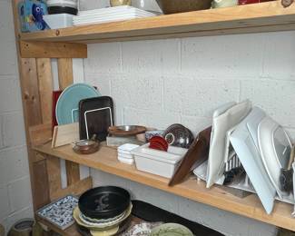 Ceramic and Stoneware Tableware Collection