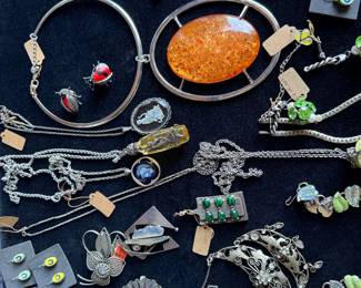 Vintage Jewelry