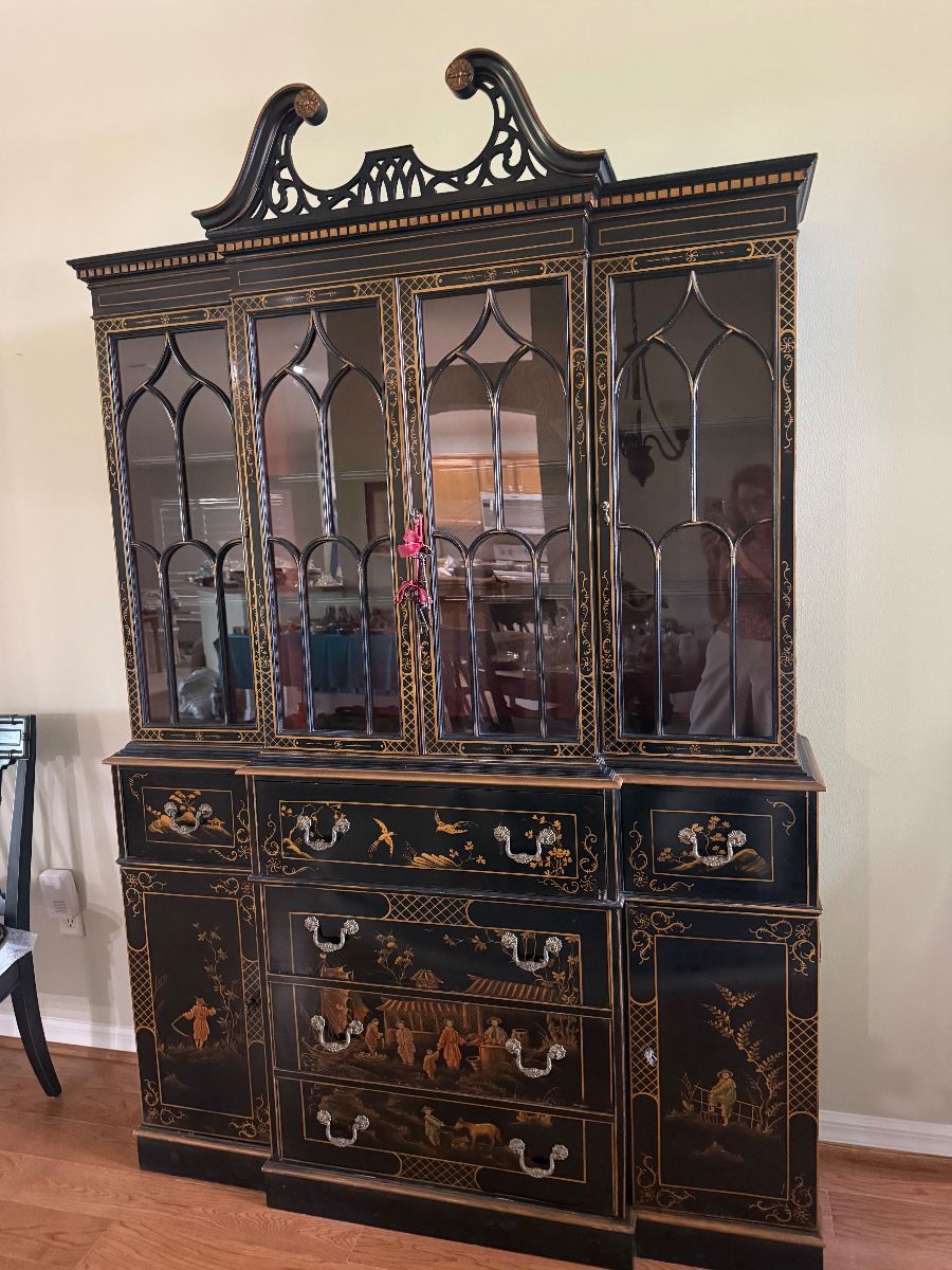 Black lacquer chinoiserie hutch