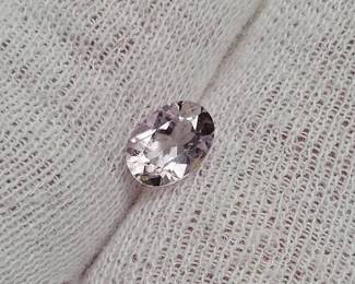 0.73 Carat Natural Pink Kunzite Oval Cut