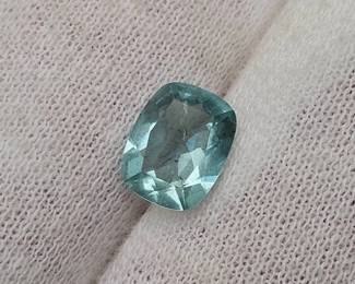 1.54 Carat Aqua Blue-Green Oval Cut Gemstone