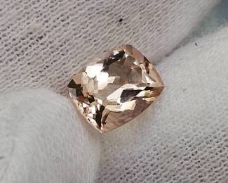 1.84 Carat Natural Peach-Pink Morganite Cushion Cut