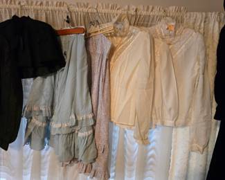 vintage Jessica’s Gunnies (Gunne Sax) clothing from the 1970s.