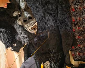 Gorilla Costume.