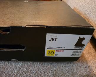 Burton Jet men's snowboard boots from the 2013 collection in black (size 10 Men's,