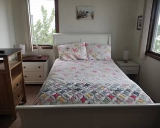 Queen bedroom suite