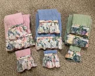 Vintage towel sets