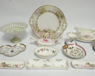 1029 GROUP OF ASSORTED DECORATIVE CHINA
