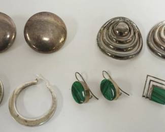 1046 4 PAIRS OF STERLING SILVER EARRINGS AND PR OF UNMARKED LARGE BUTTON EARRINGS (NOT INCLUDED IN WEIGHT), 1.76 OZT INCLUDING STONES