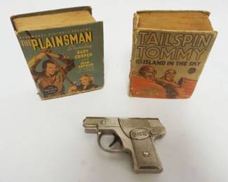 1060 GROUP OF VINTAGE CA 1930S BIG LITTLE BOOKS & DICK TRACY CAP GUN