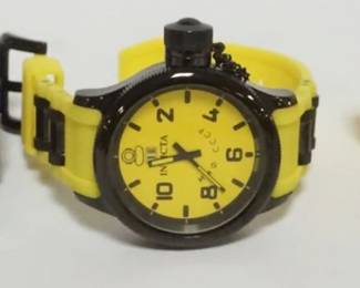 1056 3 VINTAGE INVICTICA WRISTWATCHES