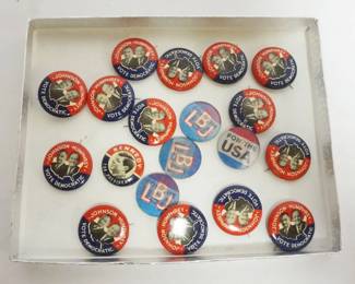 1058 GROUP OF VINTAGE POLITICAL BUTTONS, JFK, LBJ, JOHNSON/HUMPHREYS