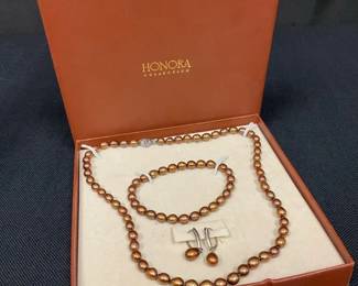 Honora Pearl Strands