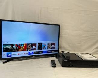 31 Samsung Flat Screen DVD Player