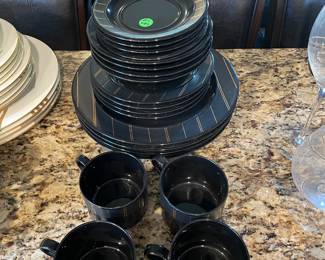Beautiful vintage dining set (1990s) NEVER USED