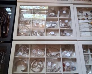 Silver jewelry 