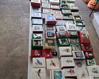 Hallmark assorted, Birds, buildings