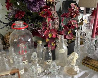 Wonderful curets and bottles, vases